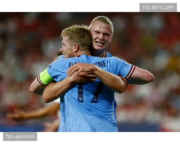 哈兰德与德布劳内青训之路揭秘：足坛新星成长背后的奋斗故事