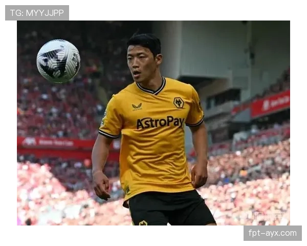 黄喜灿在狼队表现