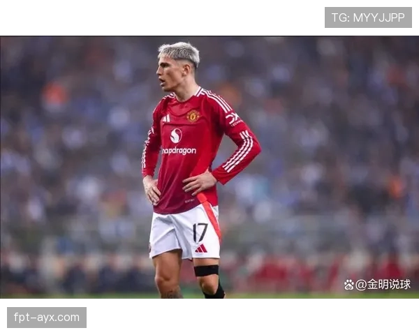 与顶级边锋竞争:加纳乔如何争夺位置 与顶级边锋竞争:加纳乔如何争夺位置